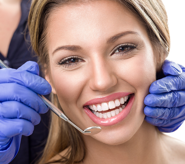 Laguna Hills Teeth Whitening at Dentist